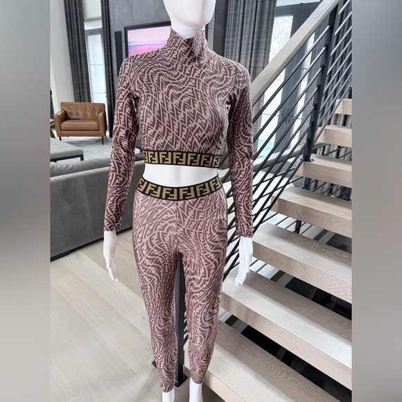 Fendi Pants - Fendi Geometric Matching Leggings Set - Brown and Black size XS/S